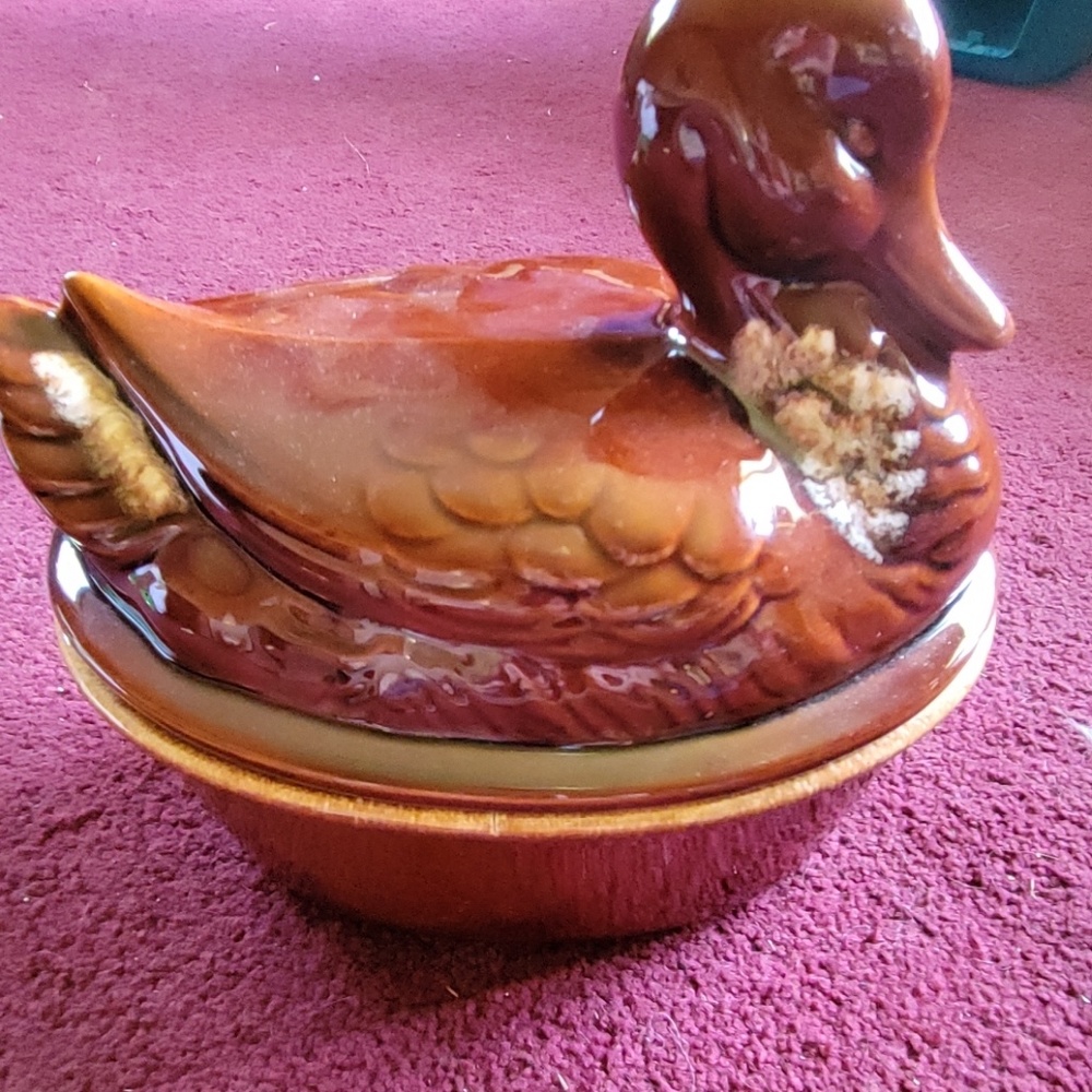 Adorable Hull oven proof covered dish